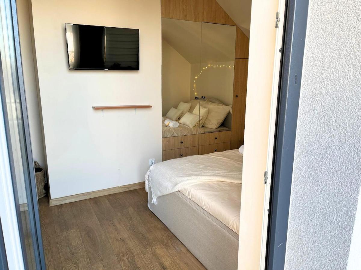 Z Duzymi Tarasami Ogrod Centrum Apartment